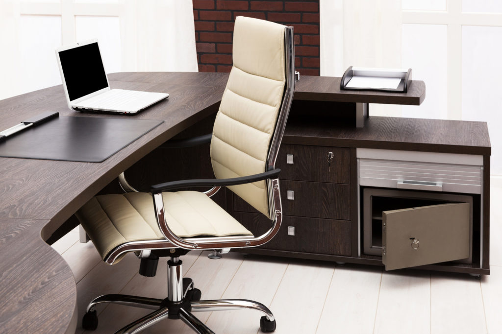 Things To Keep In Mind While Buying Office Furniture
