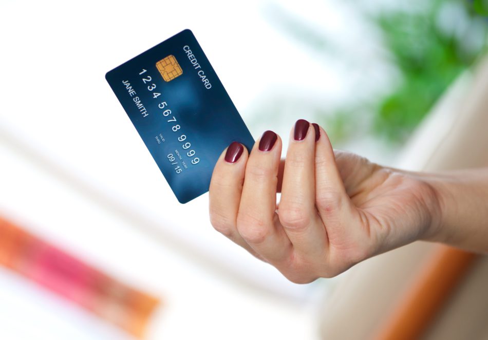 How Can You Get Privileges Of Axis Bank Credit Card?